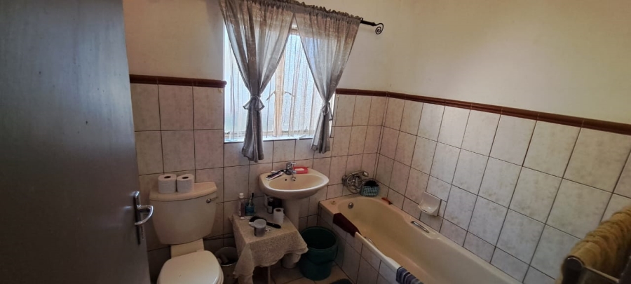 3 Bedroom Property for Sale in Sasolburg Free State